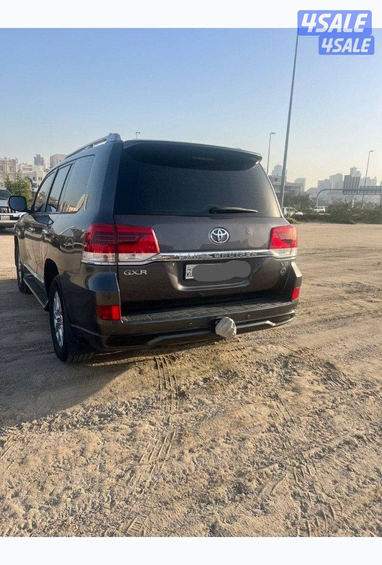 للبيع لاند كروزر20165