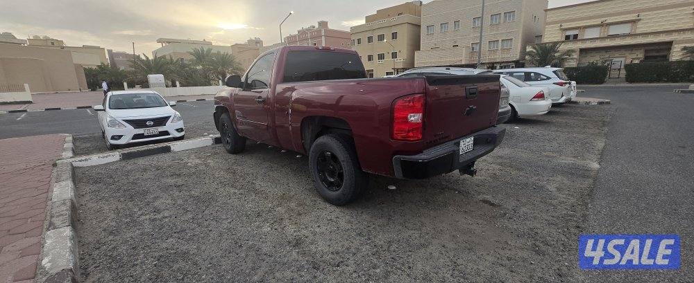 للبيع سيلفرادو نظيف شرط الفحص مكينه الكبيره2