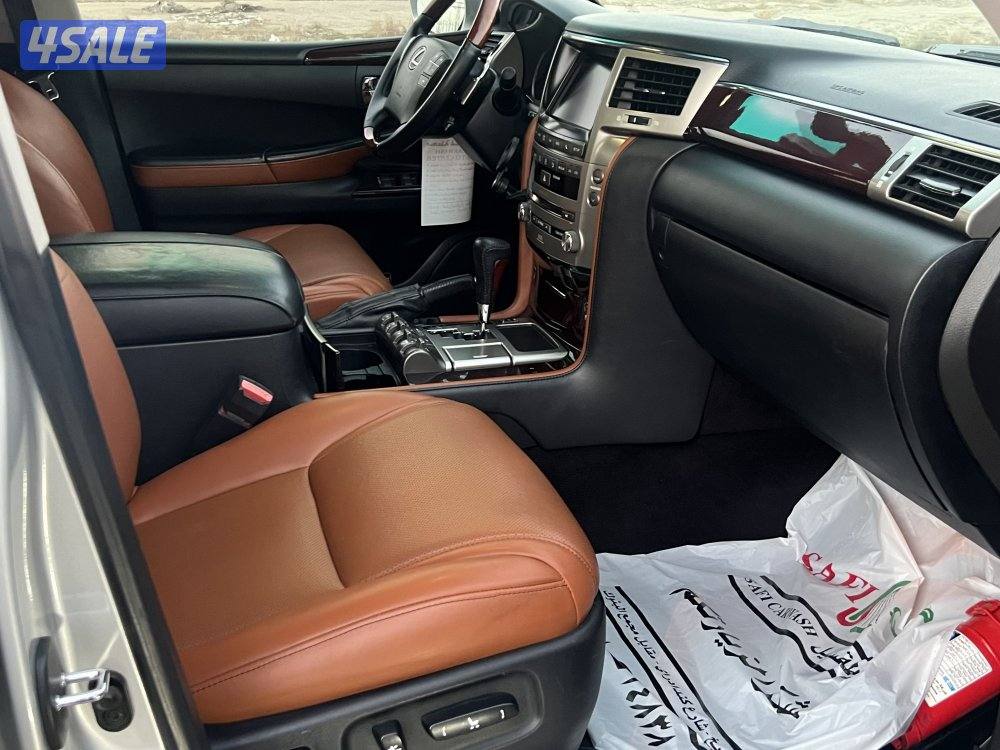 لكزس 2012 السايرالدرجه الاولى12