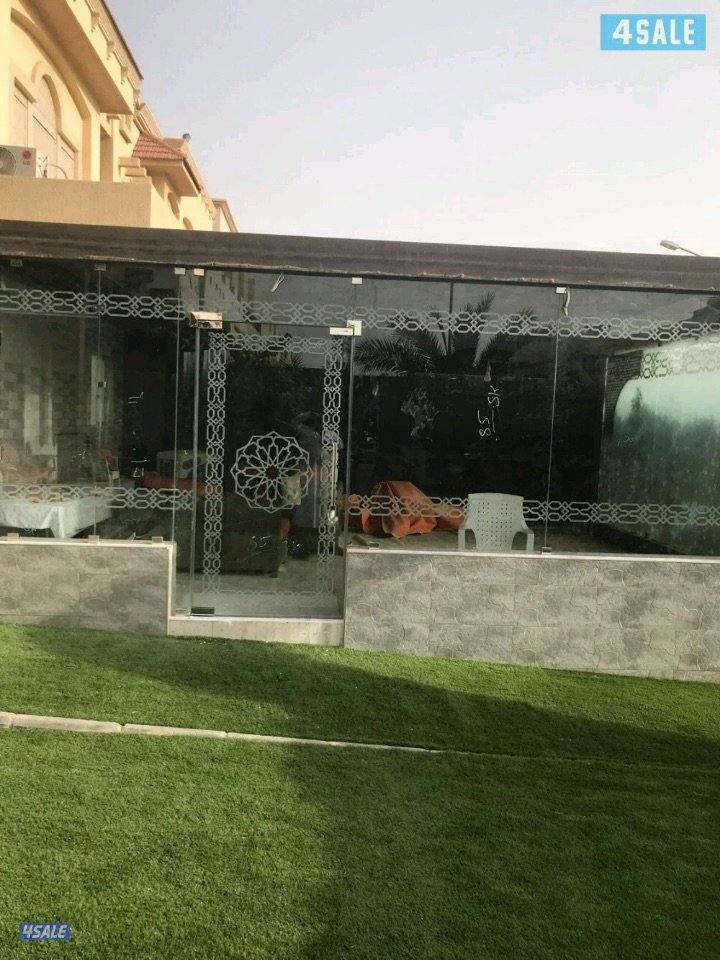 فني زجاج ومرايا ودربزين تركيب جميع أنواع زجاج سكريت2