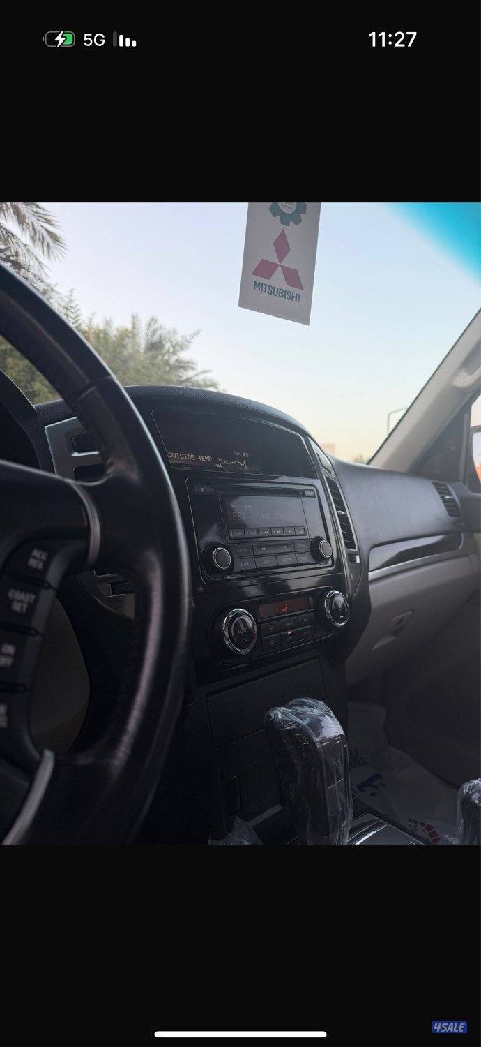 للبببع باجيرو الملا موديل 2022 ابيضّ صدفي صبغ وكاله ماشي 922