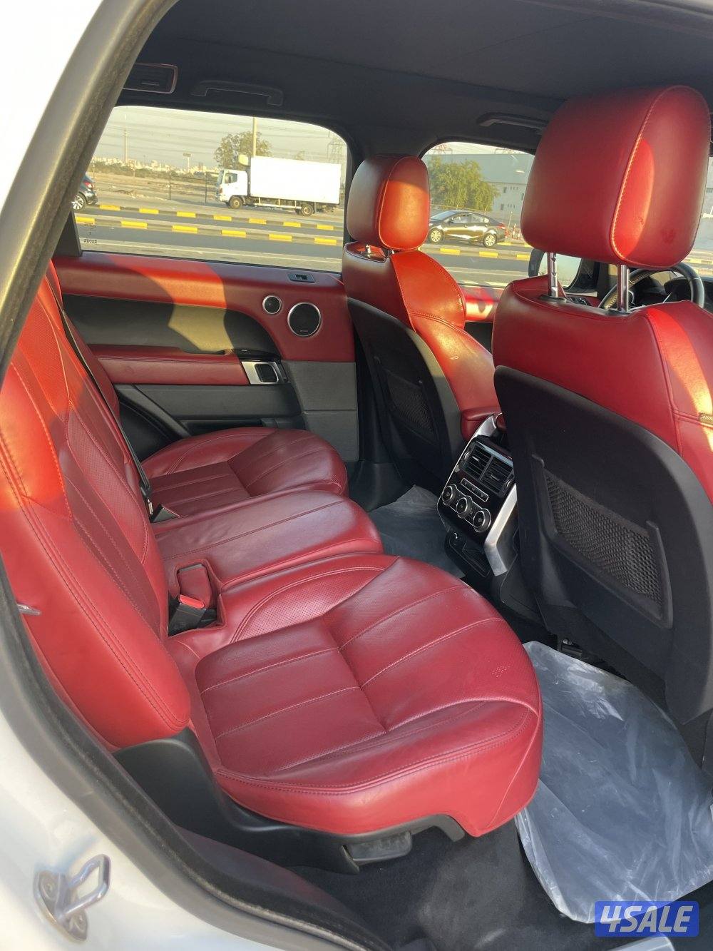 رنج روفر سبورت سوبر شارج V83