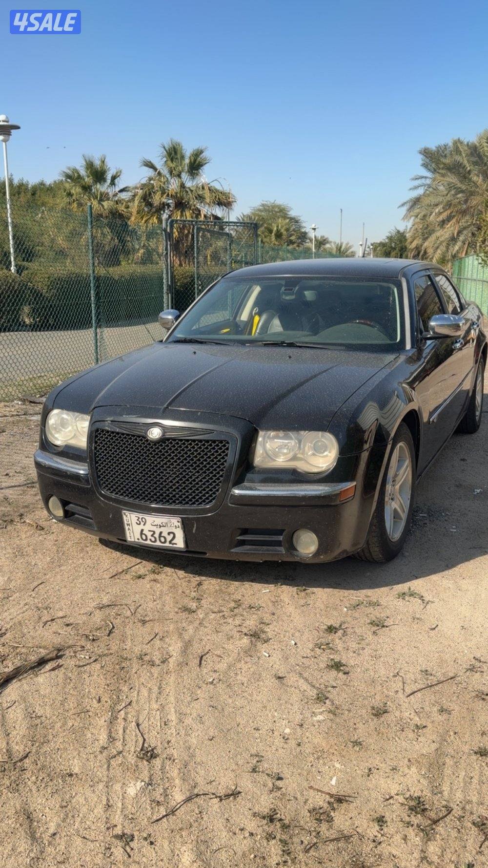 للبيع كرايزلر 2010 V8 كامل المواصفات0