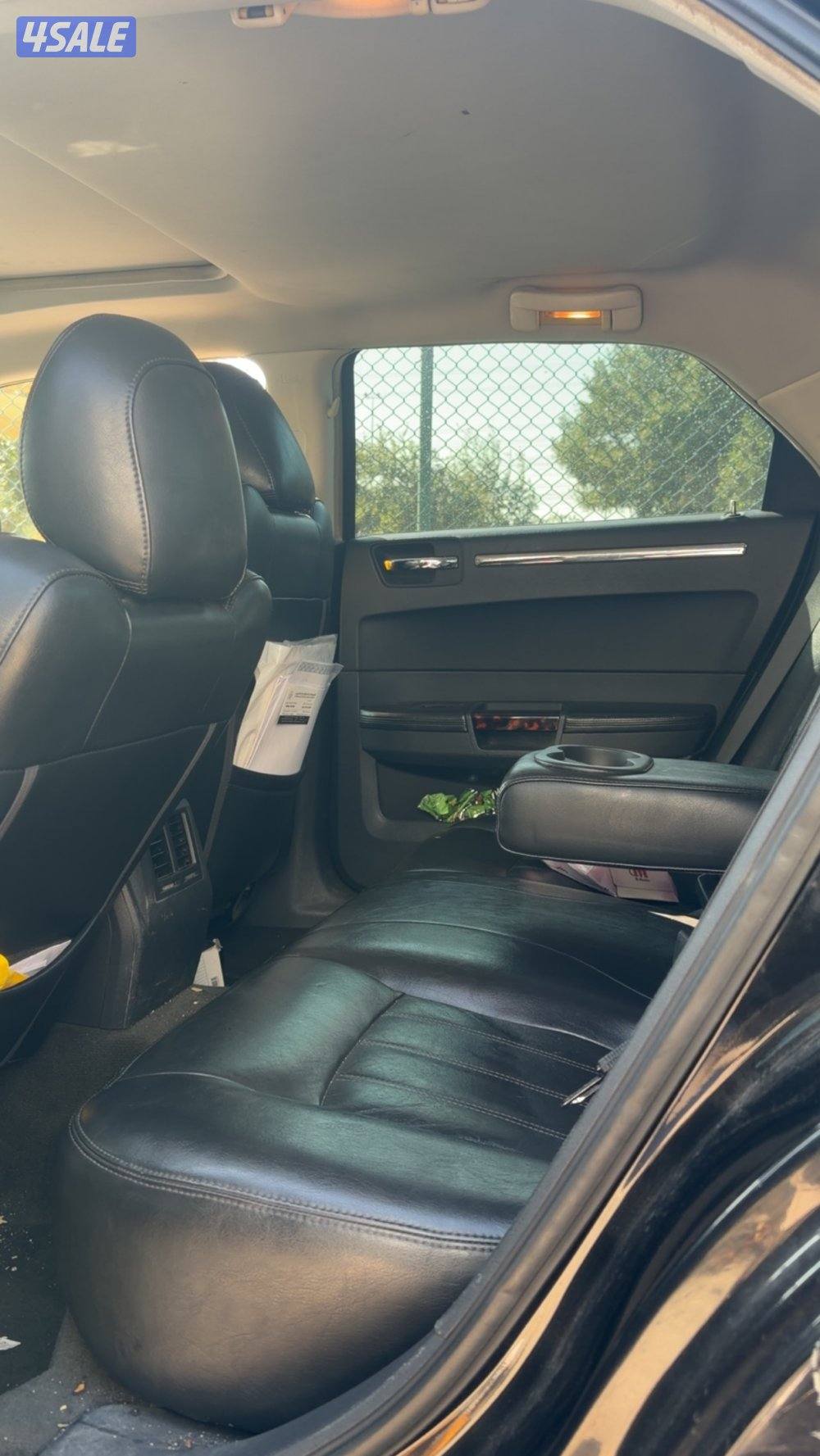 للبيع كرايزلر 2010 V8 كامل المواصفات2