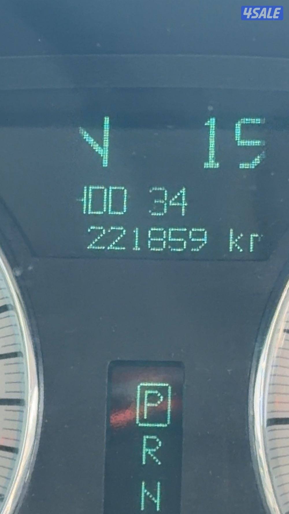 للبيع كرايزلر 2010 V8 كامل المواصفات3