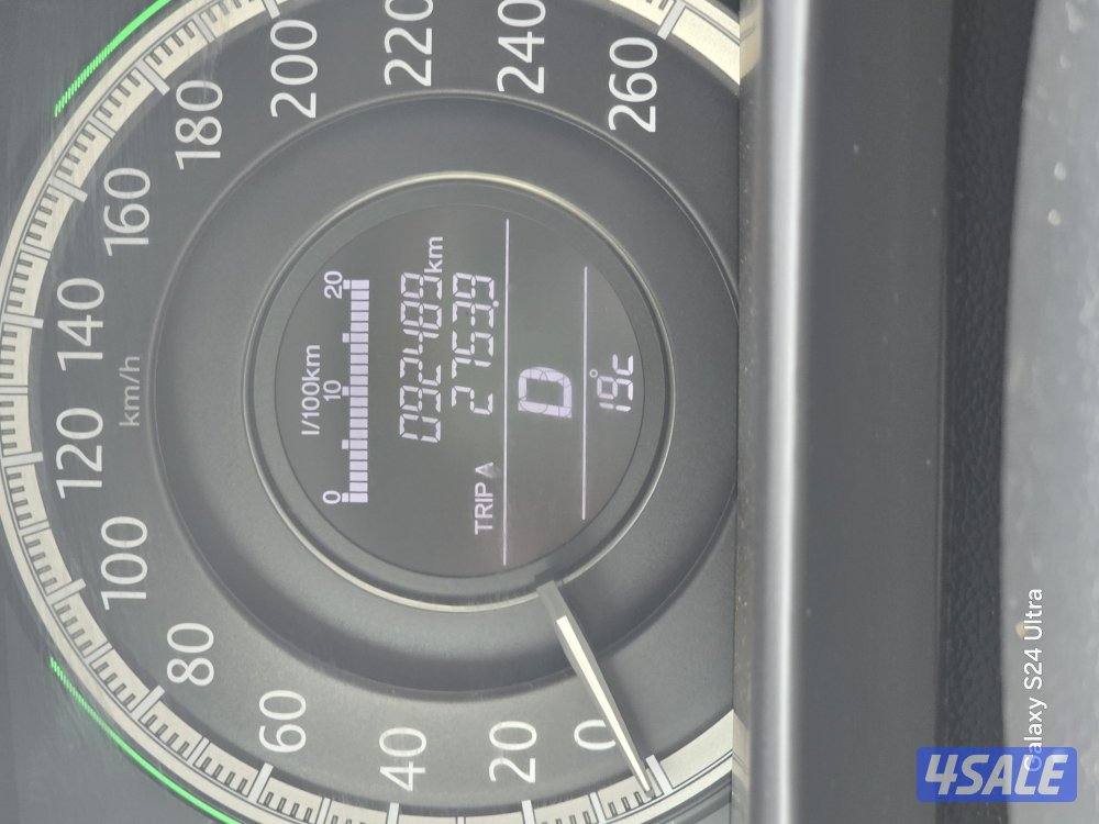 هوندا اكورد اسود ماشي ٩٢ الف0