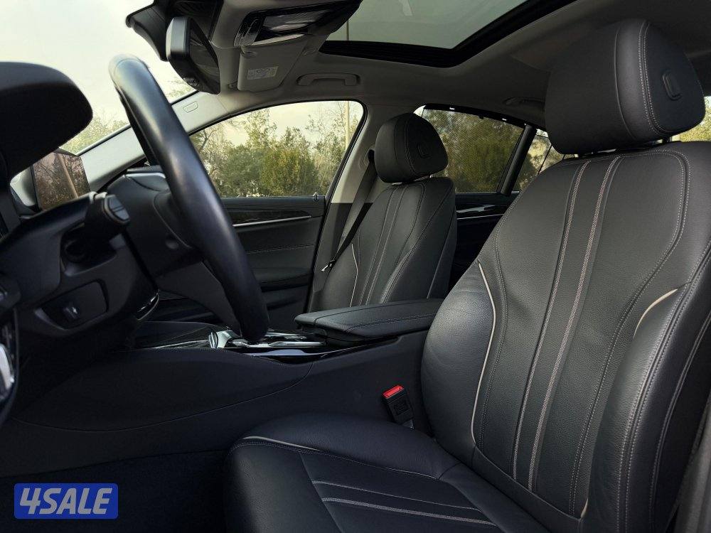 للبيع BMW 540i موديل 2019 بحالة الوكاله6