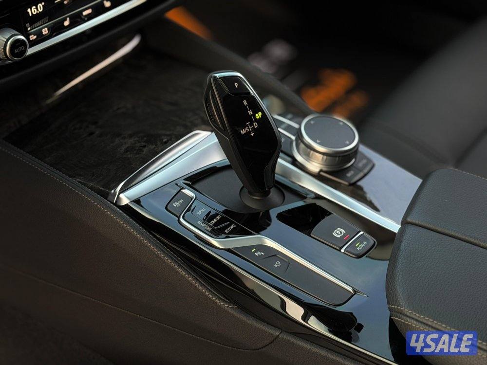 للبيع BMW 540i موديل 2019 بحالة الوكاله12