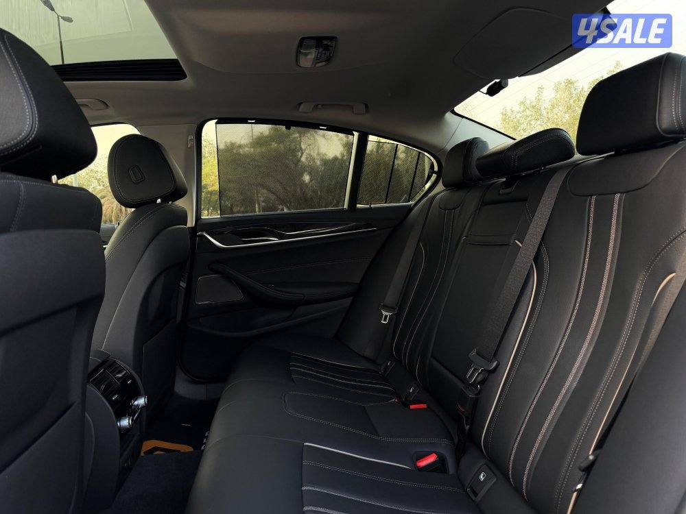 للبيع BMW 540i موديل 2019 بحالة الوكاله14