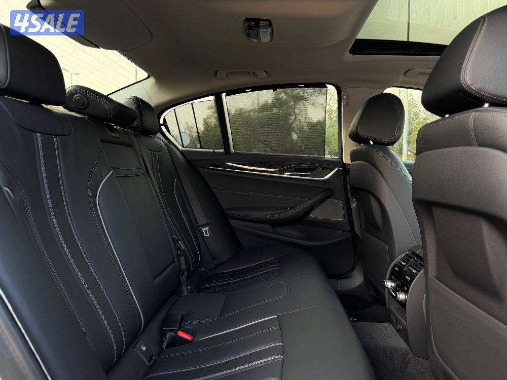 للبيع BMW 540i موديل 2019 بحالة الوكاله15