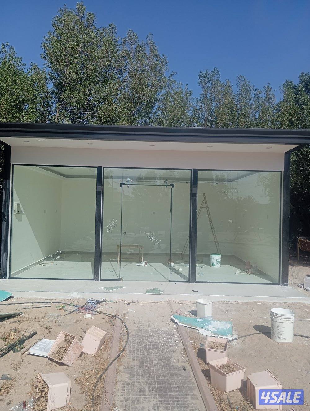 فني زجاج ومرايا وطاولات طعام وشاور بكس وتركيب زجاج وصيانة ابواب4