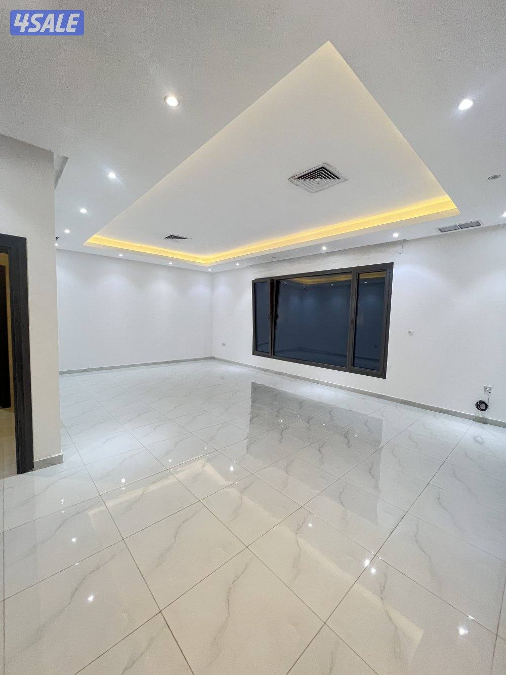 شقة مقابل المسجد مباشر جابر الاحمد0