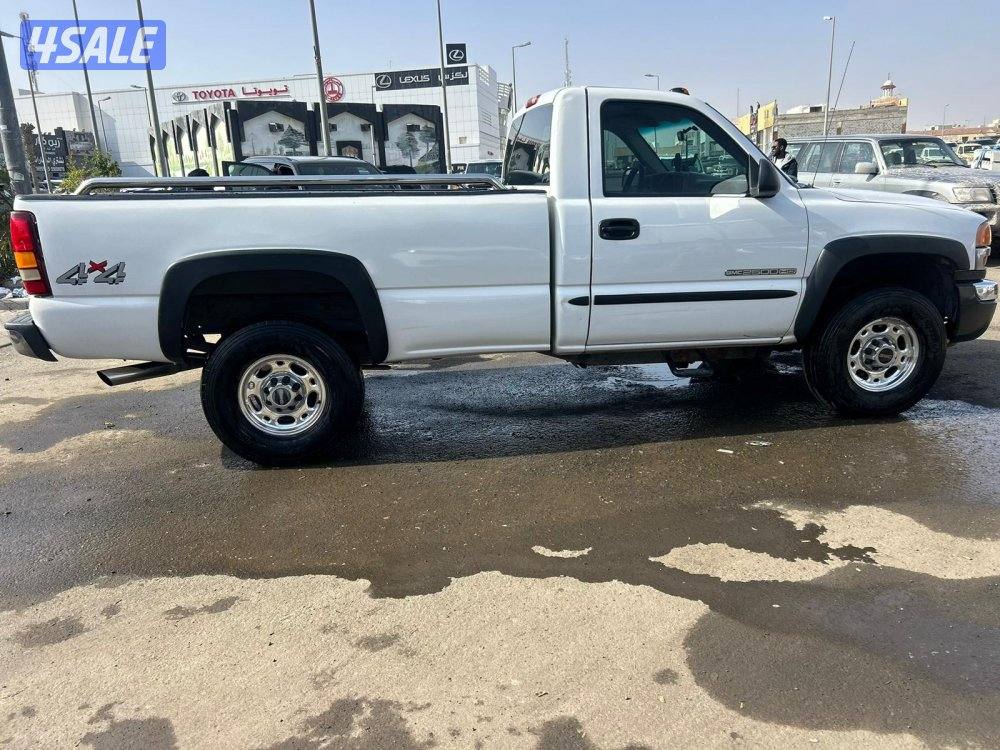 2500 HD  سيرا GMC  موديل 2003 ماشى 272.000 k.m وارد بهبهانى.3