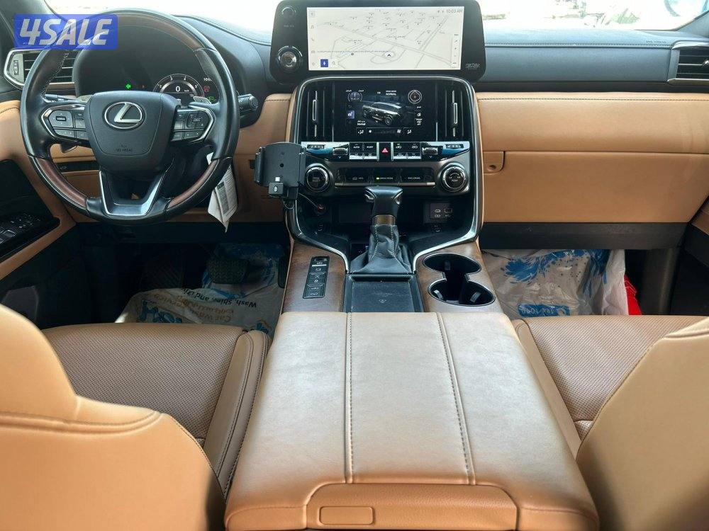 لكزس LX600 درجة اولى twinturbo .V6 موديل 2023 ماشى 73.000 k.m6