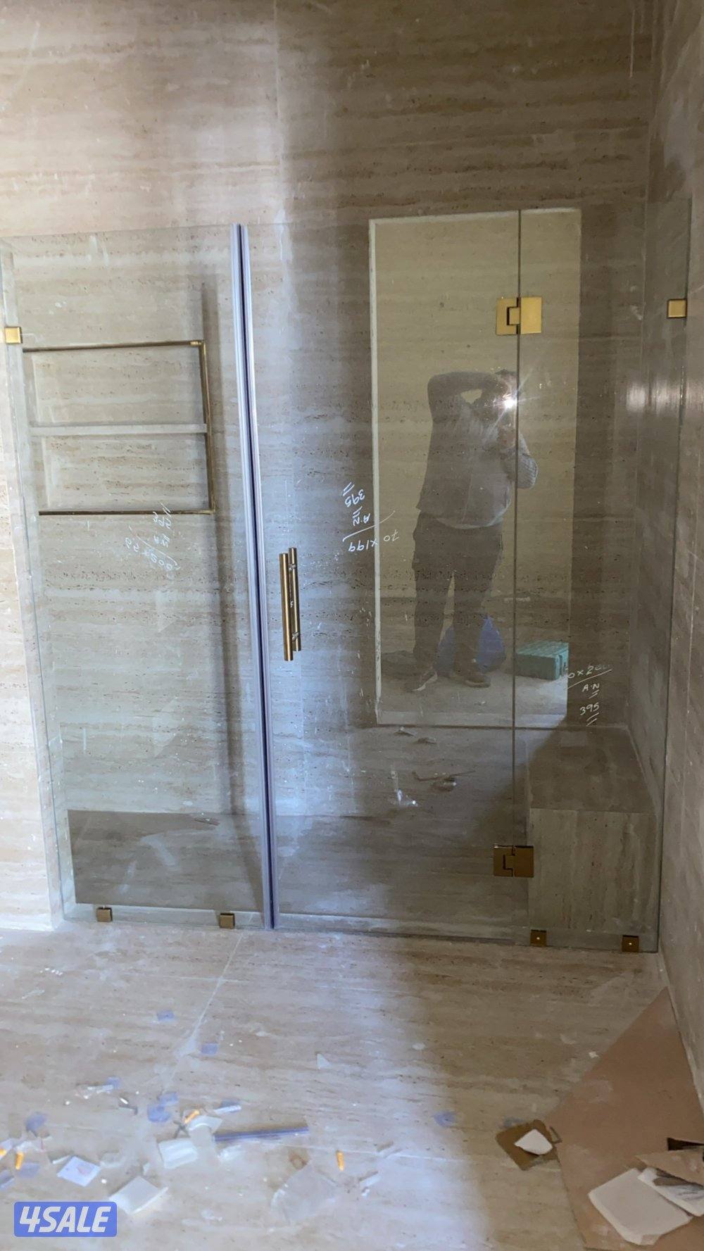 فني زجاج ومرايا ودربزين تركيب جميع أنواع زجاج سكريت9