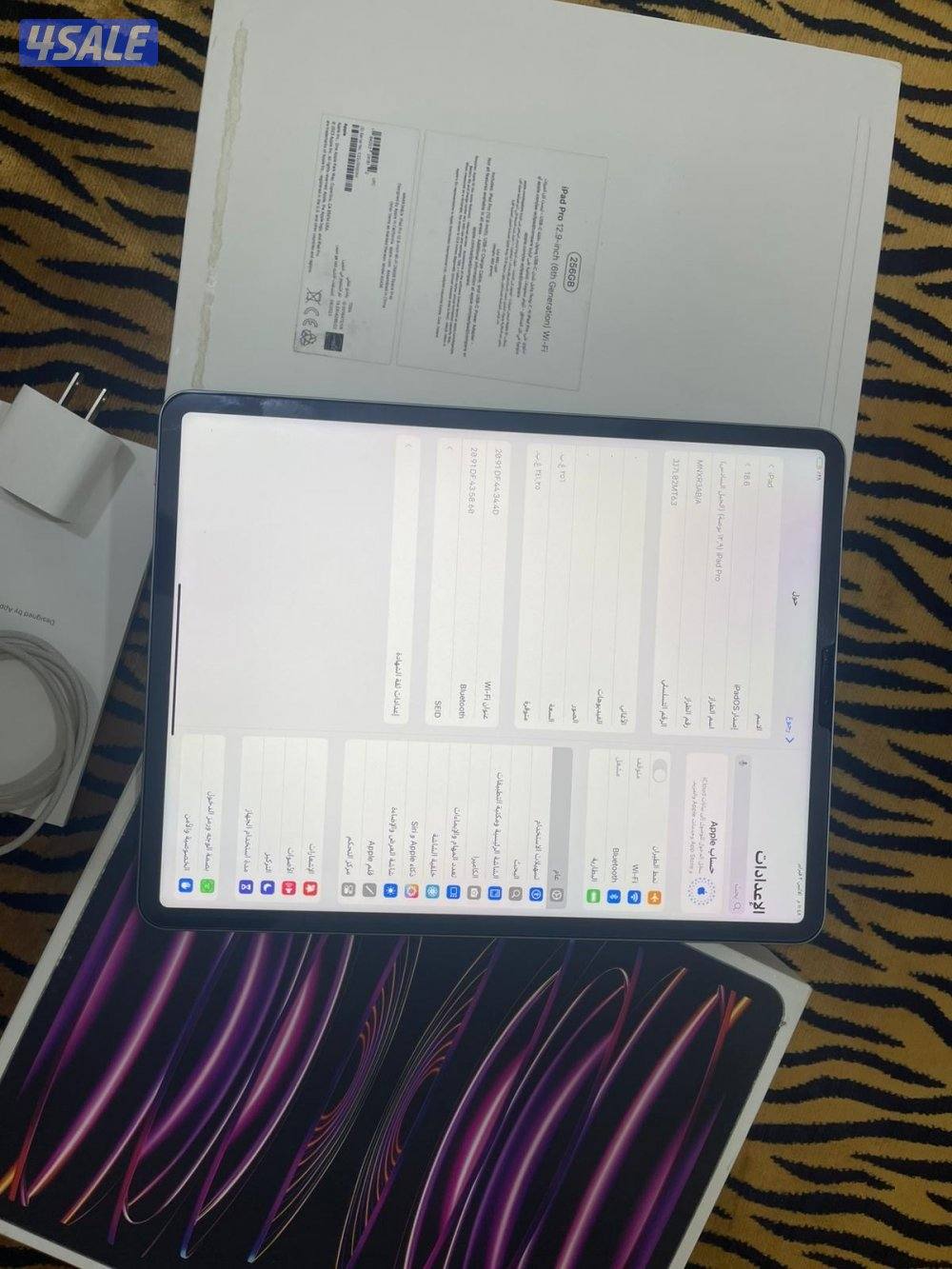 ايباد ابل برو 12.9 انش 256قيقا بايت الجيل 6 ام تو m2بطارية 100 ولا زلغ4