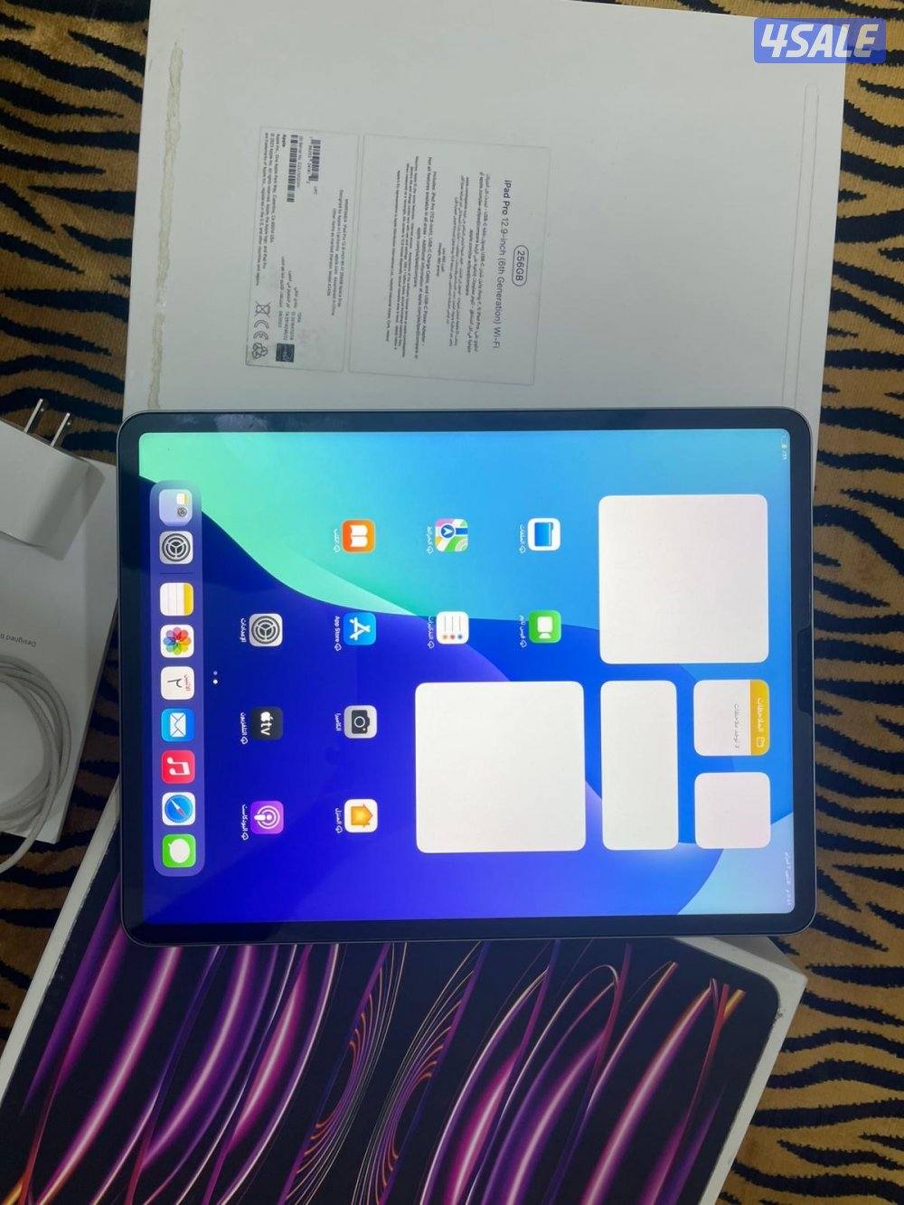 ايباد ابل برو 12.9 انش 256قيقا بايت الجيل 6 ام تو m2بطارية 100 ولا زلغ5