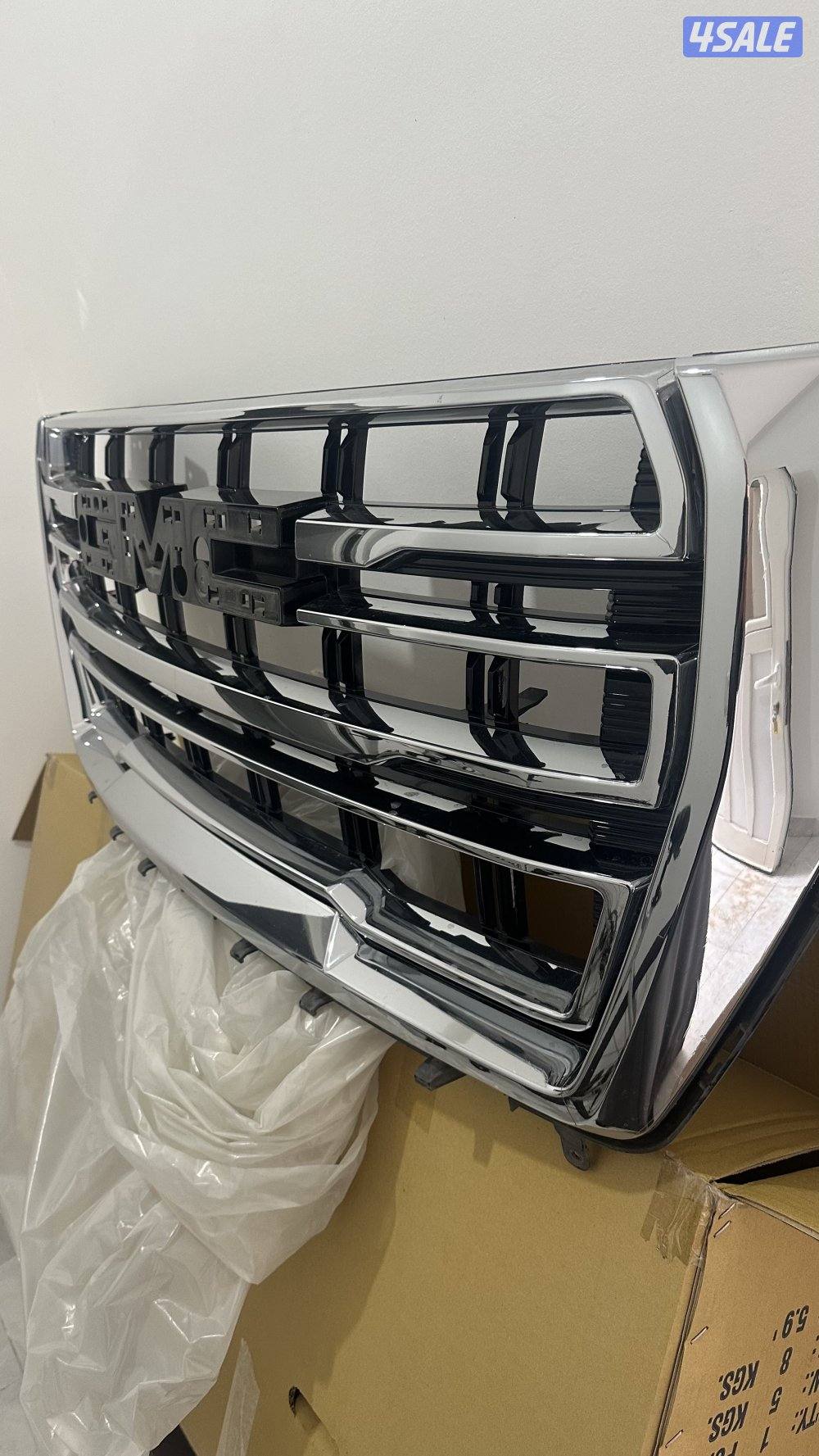 شبك يوكن SLT + دواسات جانبية ( ملوت الوكالة ) موديل 20230