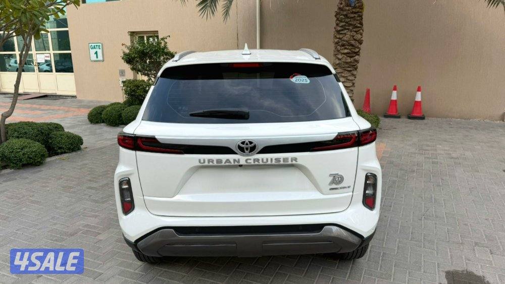 تويوتا اوربان 2025 بحاله الوكاله2