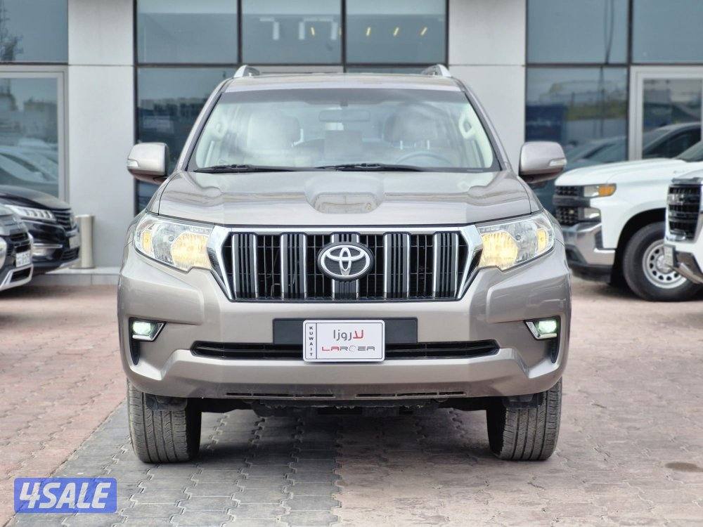 برادو TXL موديل 2022 كامل مواصفات بحالة ممتازة0