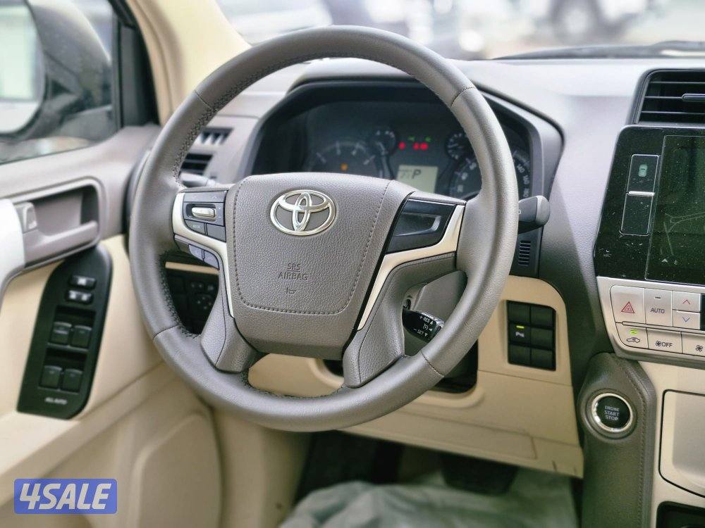 برادو TXL موديل 2022 كامل مواصفات بحالة ممتازة8