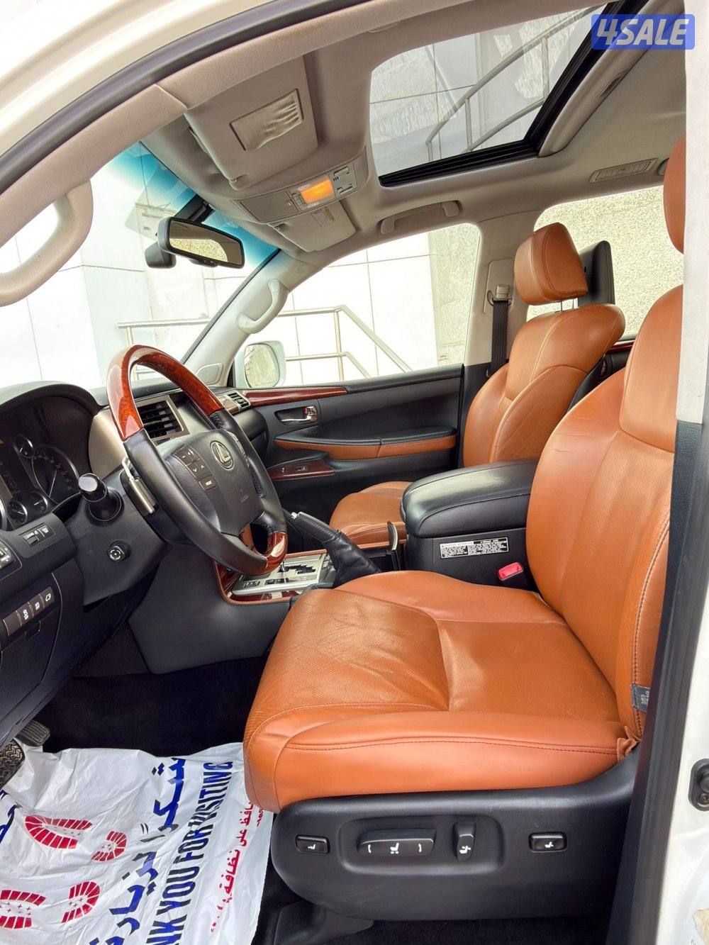 للبيع لكزس LX57011