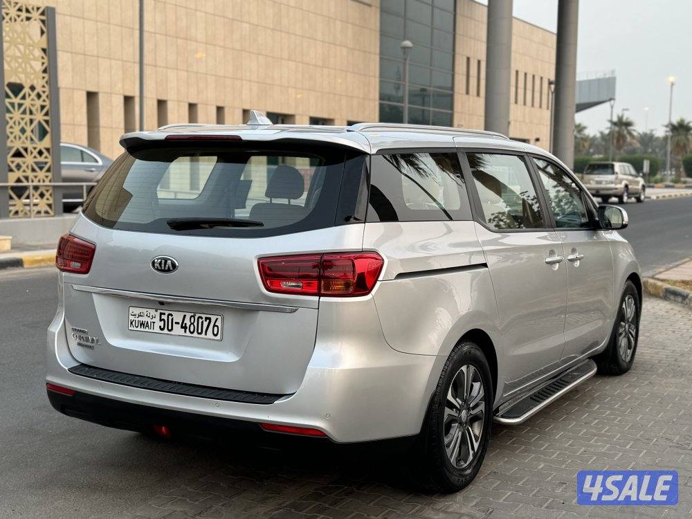كيا كرنفال موديل 2019 بحاله الوكاله شرط الفحص3