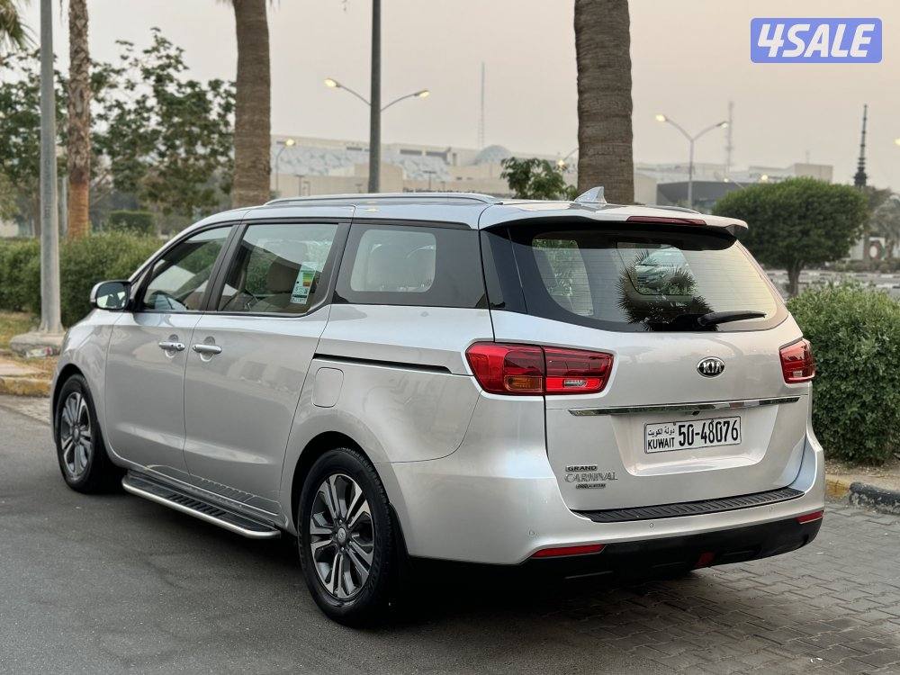كيا كرنفال موديل 2019 بحاله الوكاله شرط الفحص4