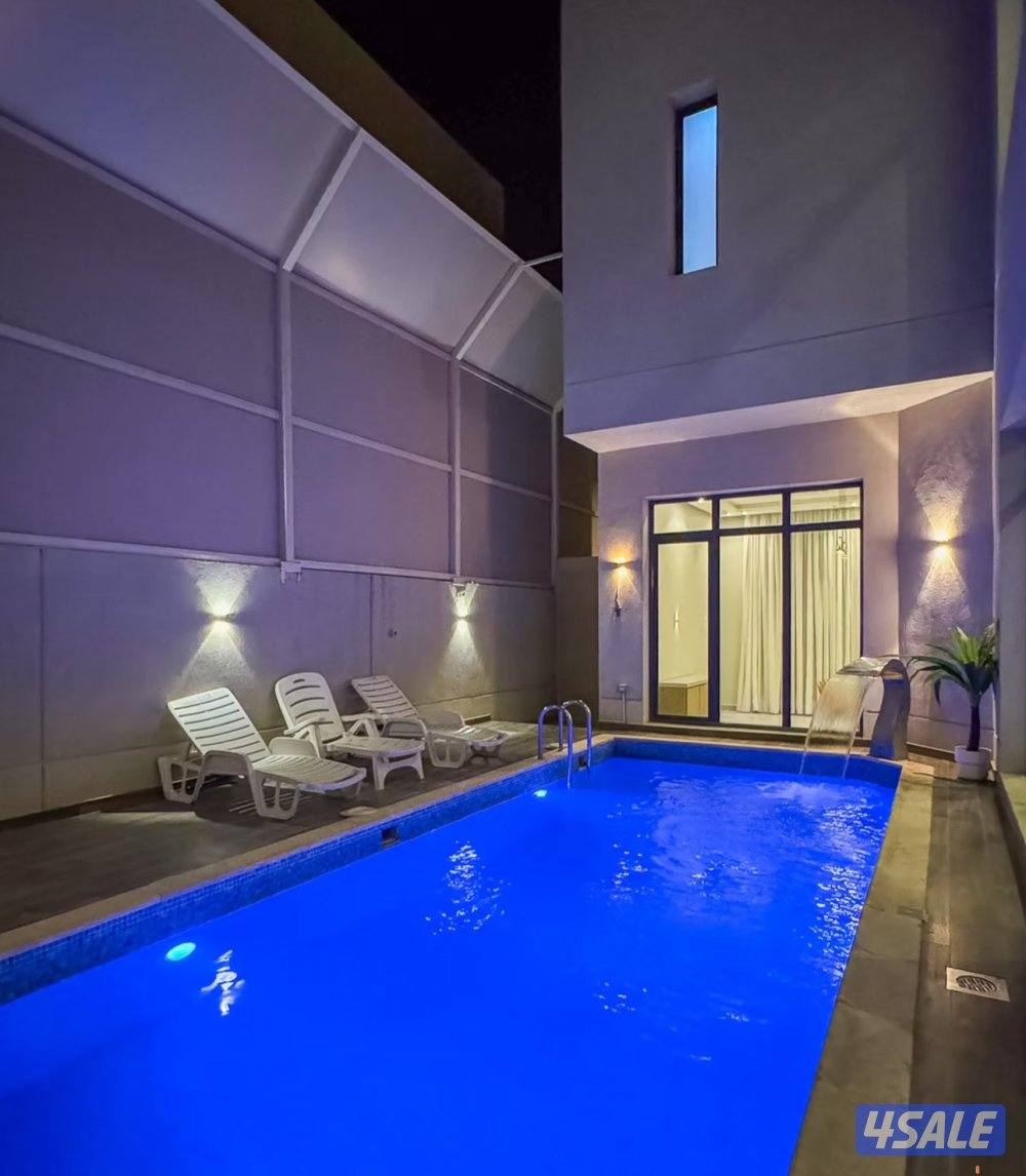 شاليه صف اول  vvip كامل غير مقسوم راقي وفخم لايوجد سنوي1