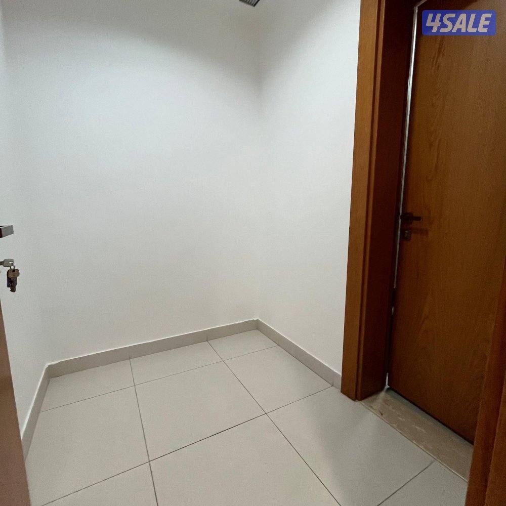 شـقـة نـصـف مـفـروشة مـع شـهـر مـجـانـي لـلإيـجـار فـي بـنـيـد الـقـار4