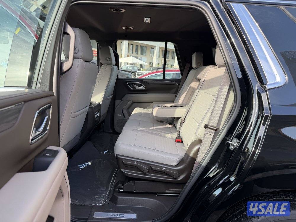 يوكن SLT موديل 2023 عداد 35 الف سيرفيس منتظم تحت الكفالة صبغ وكالة2