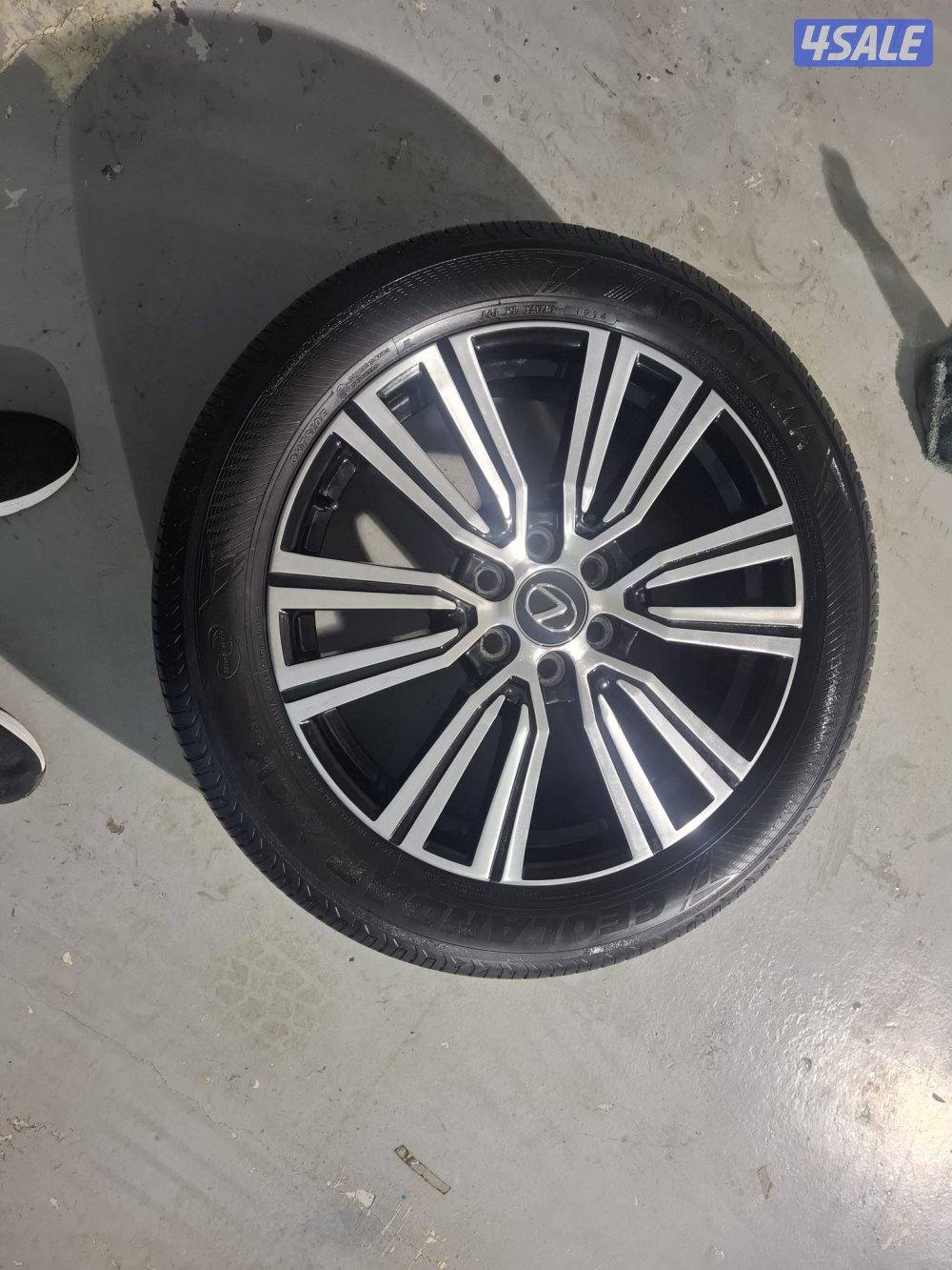 رنقات جيب لكزس مع توايرهم يوكوهاما جدد2