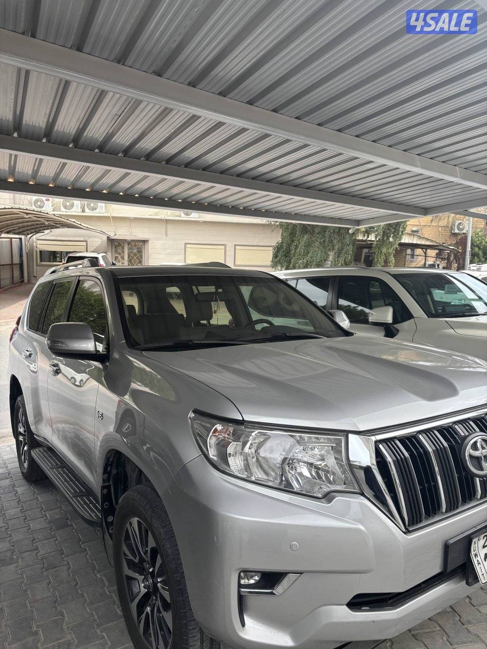 برادو22  صبغ وكالة سيرفس منتظم فل كامل الدرجة الاولى تحت الكفاله الى273