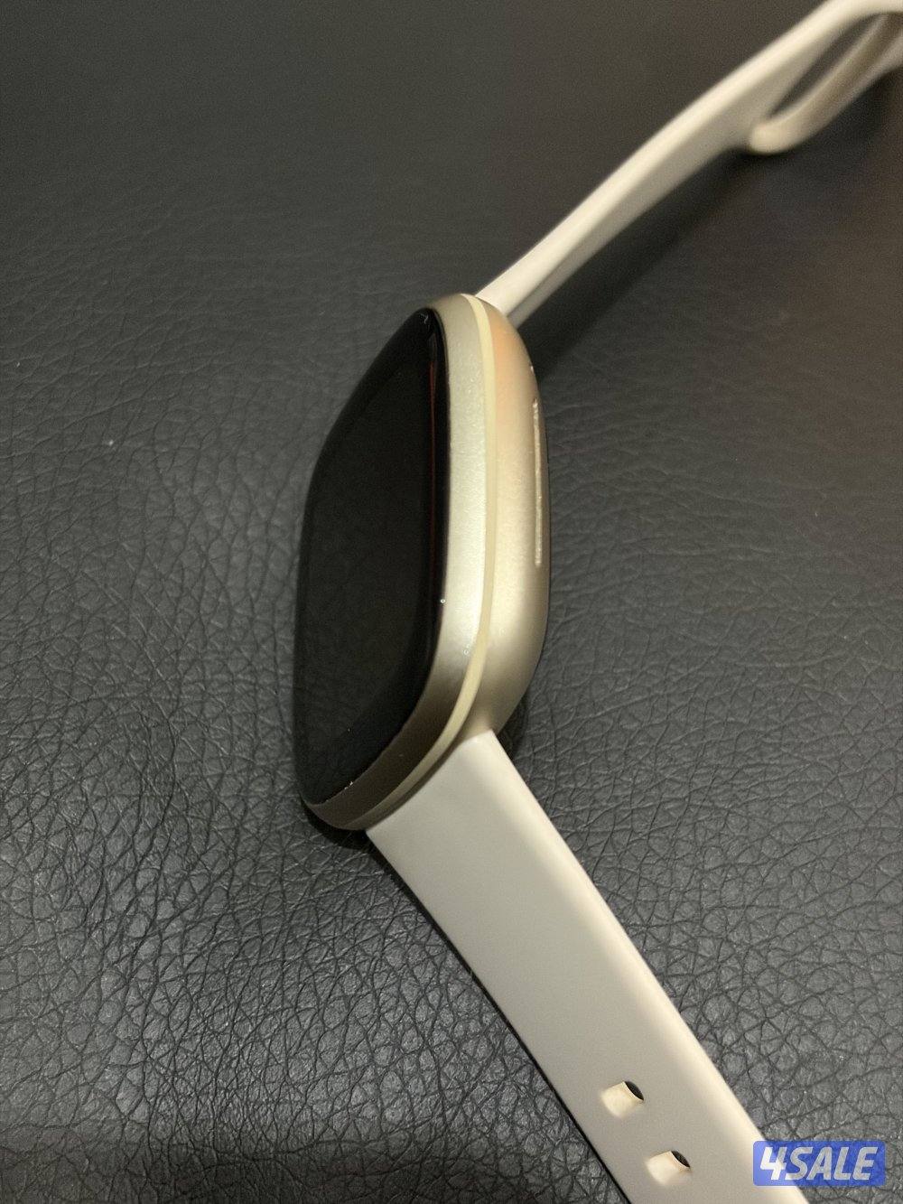 Google Fitbit Versa 3 Advanced Health and  Fitness Tracker with G-PAY1