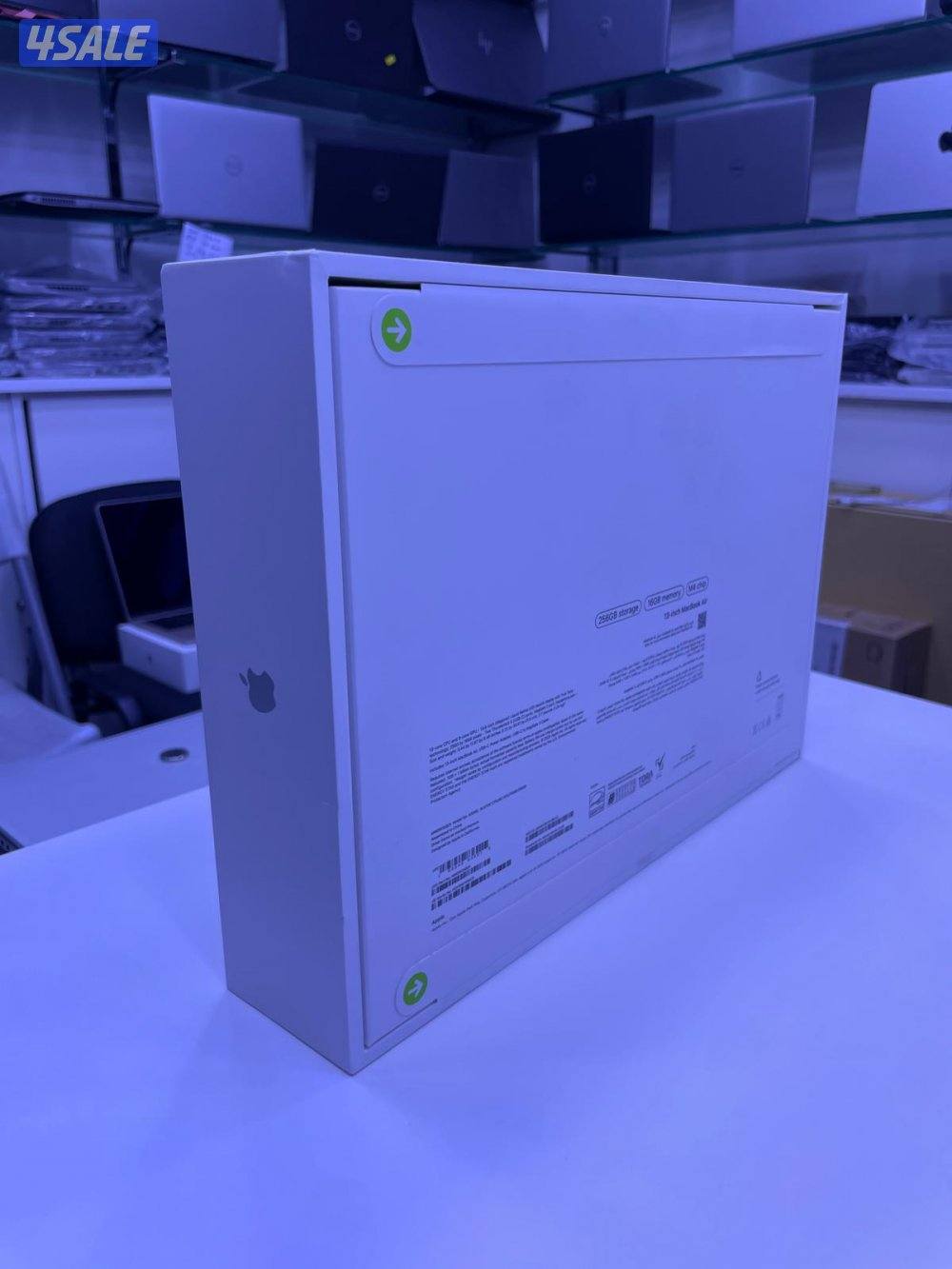 ماك بوك إير M4 جديد بالكرتون | شاشة 15 إنش | رام 16GB | SSD 256GB |0