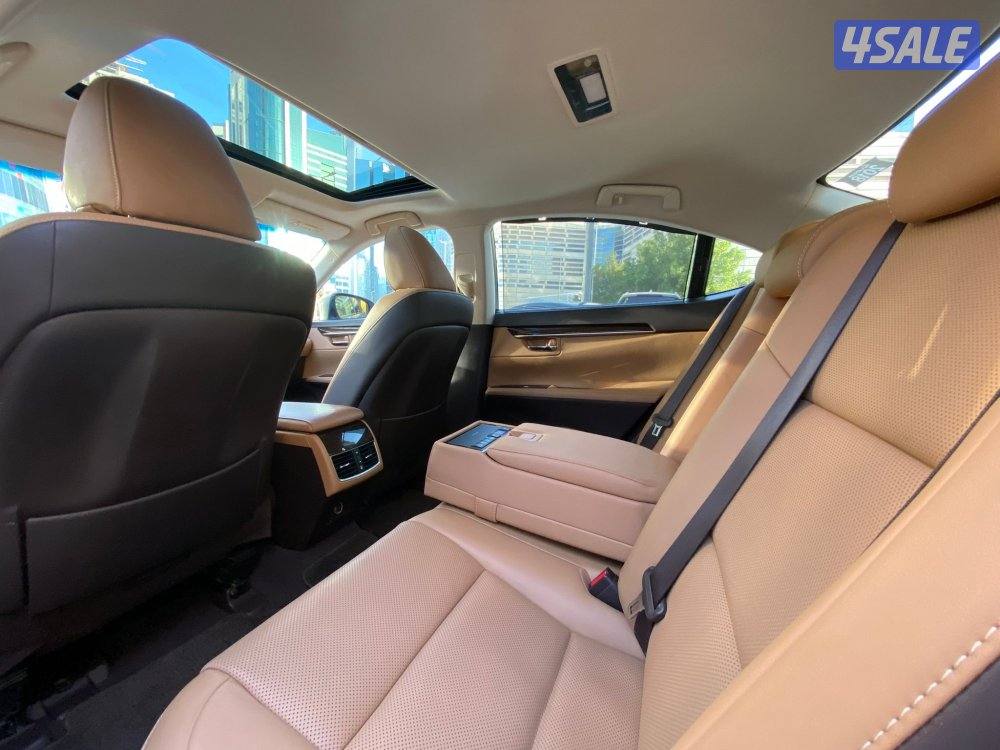 لكزس ES250 موديل 2018 عداد 85 الف كيلو فقط وارد الساير شرط الفحص7