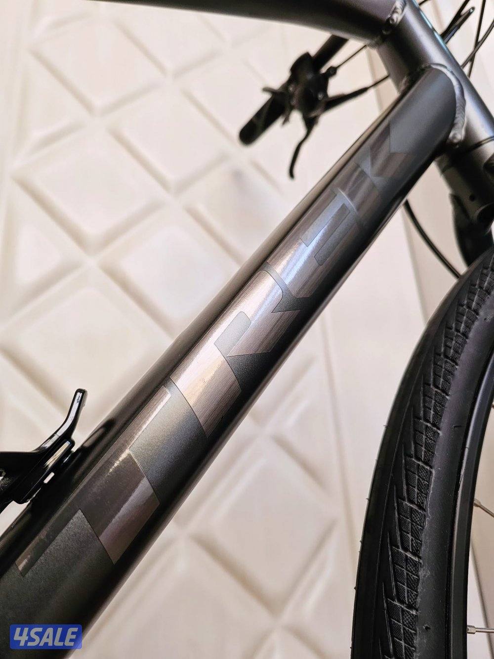 2023 Trek FX2 Hybrid Bike Extreme Sports1