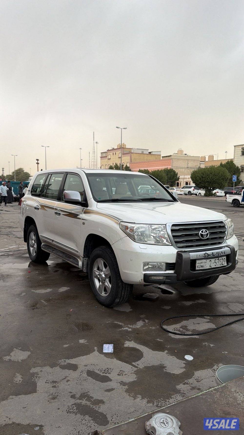 للبيع لاندكروزر 20090