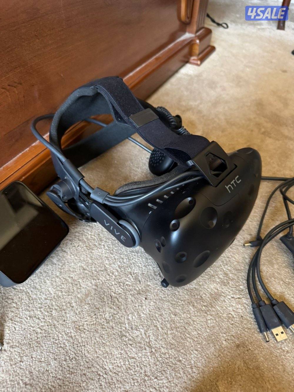 HTC vive VR headset (PC)1