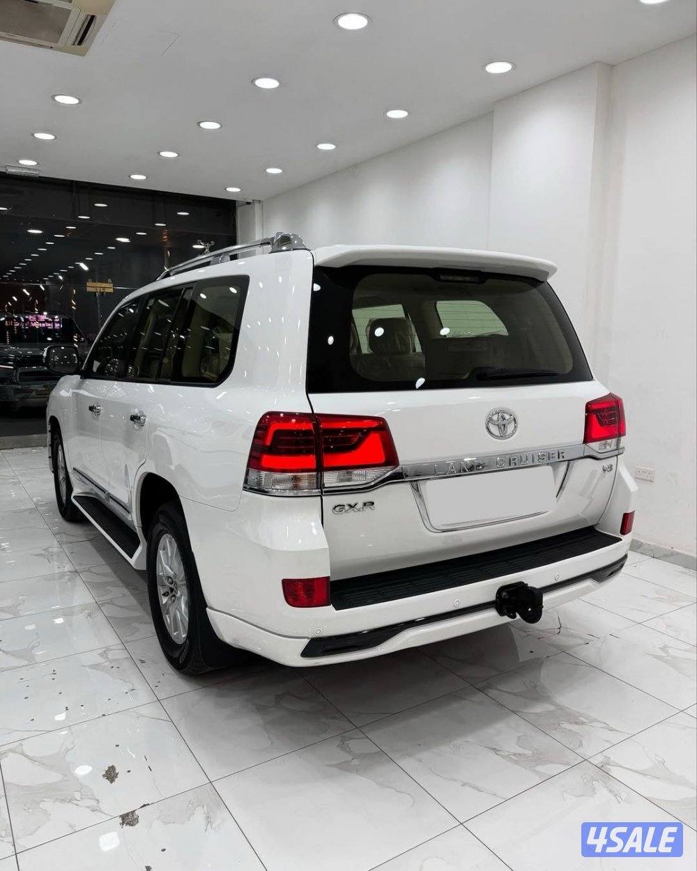 تويوتا لاند كروزر 2018 GXR V8 فل اوبشن وكاله البحرين اقرا الاعلان1
