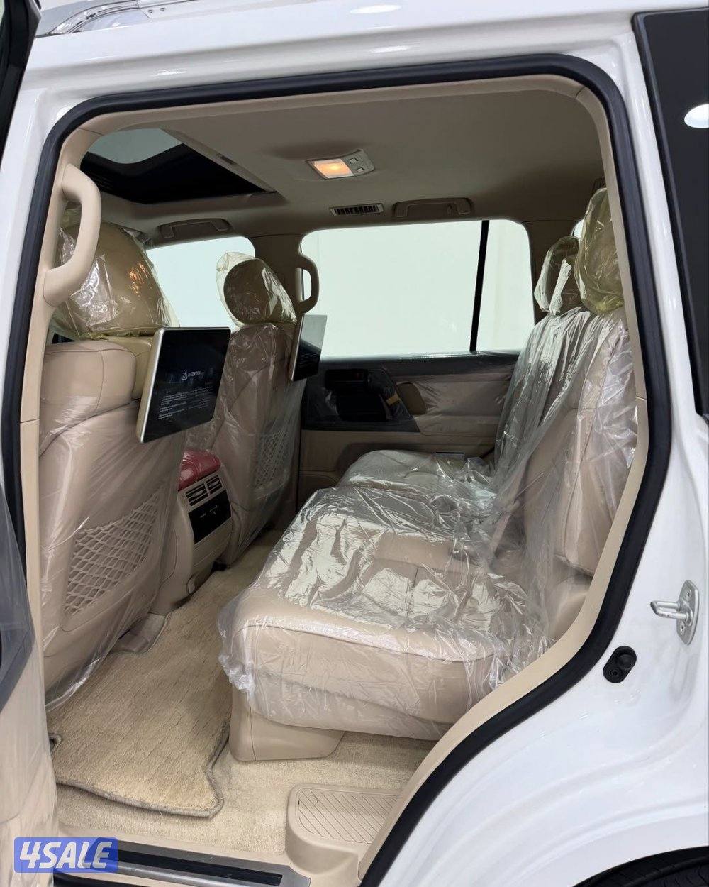 تويوتا لاند كروزر 2018 GXR V8 فل اوبشن وكاله البحرين اقرا الاعلان2