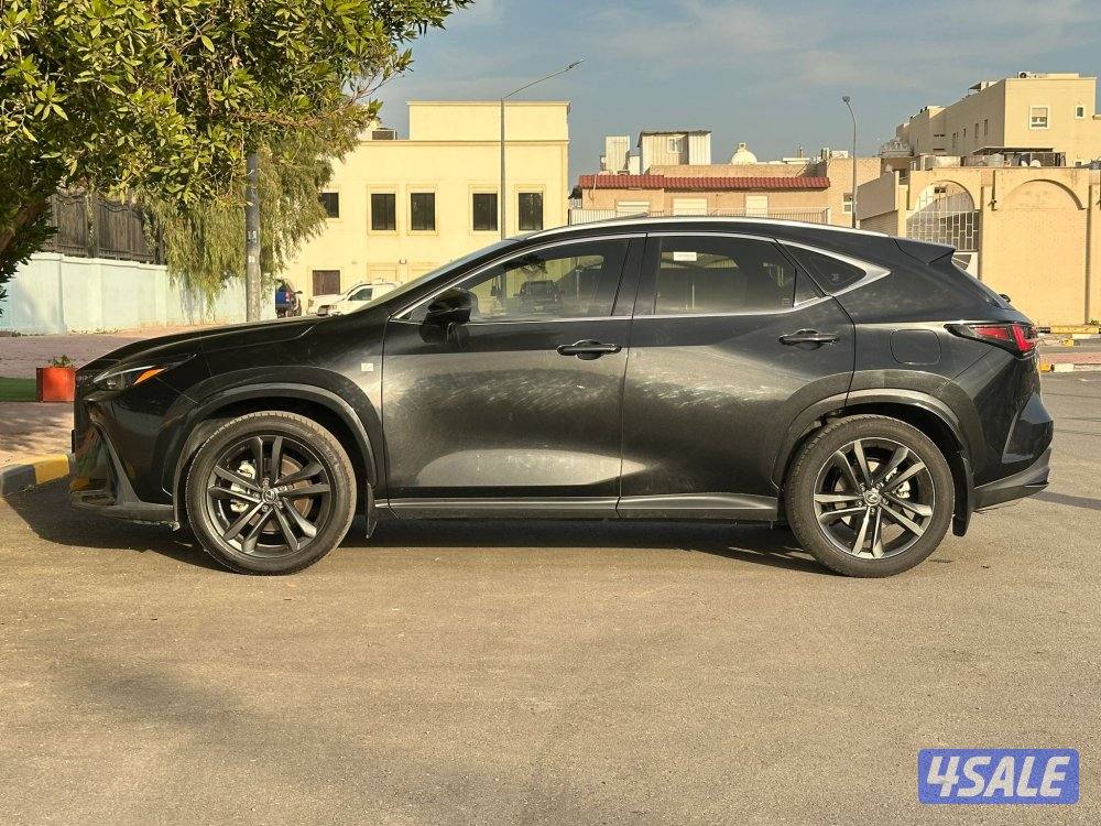 لكزس nx عداد 29 الف7