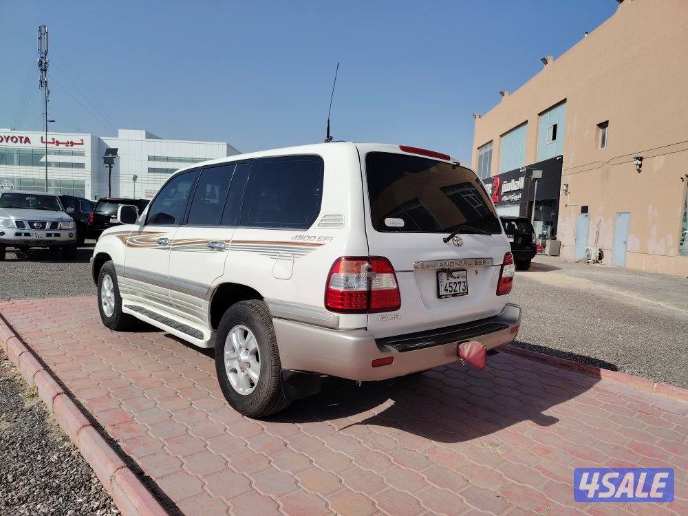 لاندكروزر 20032