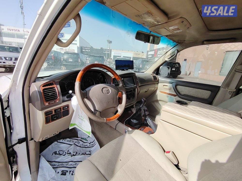 لاندكروزر 20034