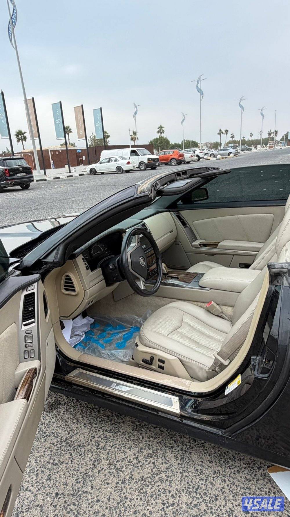 كاديلاك XLRV موديل 2006 / بحاله ممتازه12