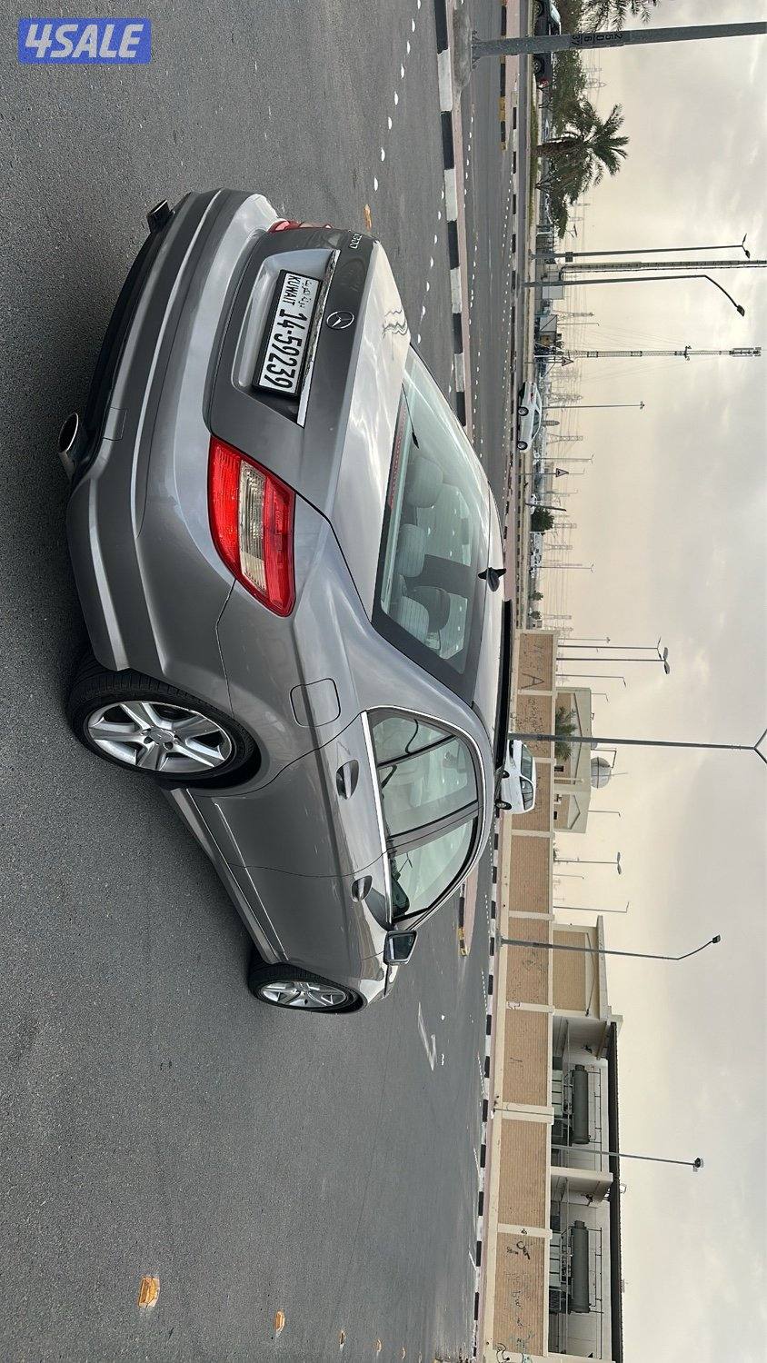 للبيع c300 موديل 20111