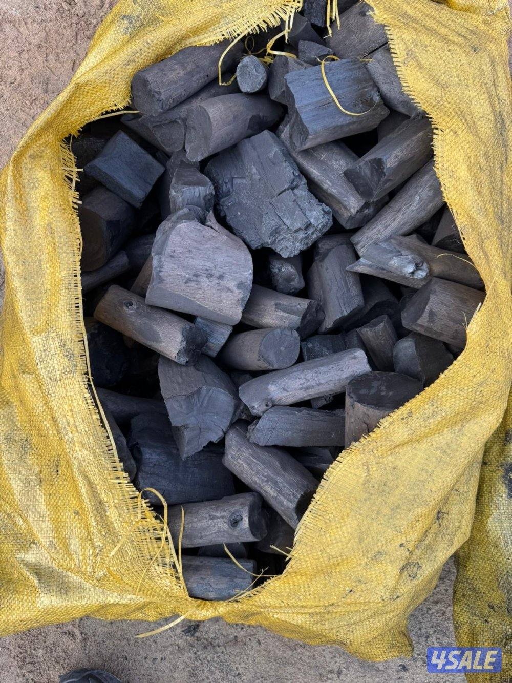 يوجد حطب سمر وحطب زيتون وفحم افريقى البقره وفحم سداسى كرتون شرط الجوده12