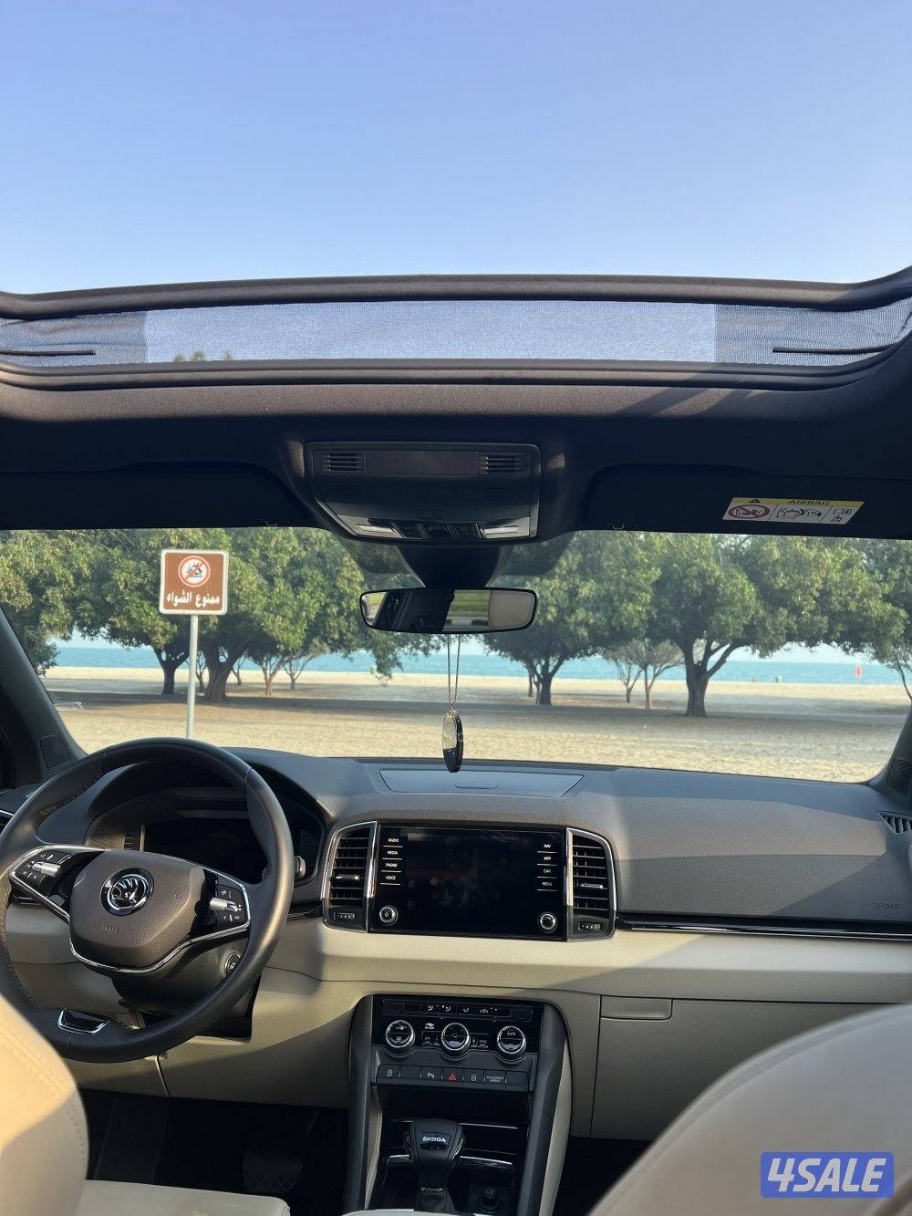 سكودا كاروك 2023 اعلى فئة بحاله الوكاله من مجموعه فولكس الالمانيه١٥٢ ح1