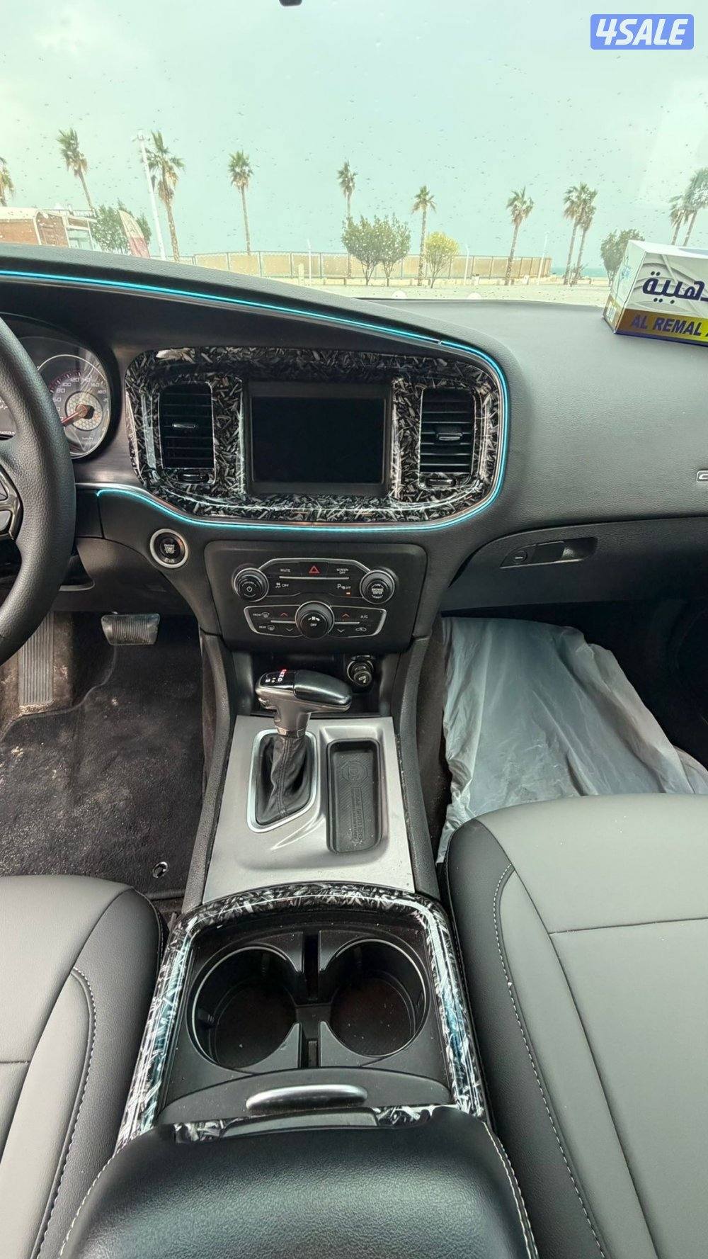 تشارجر موديل 2018 / بحاله ممتازه8