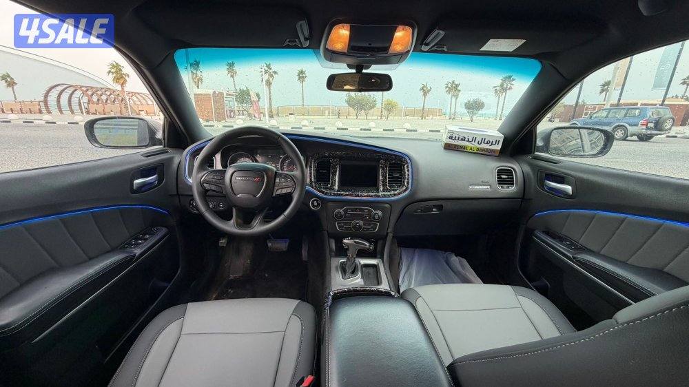 تشارجر موديل 2018 / بحاله ممتازه10